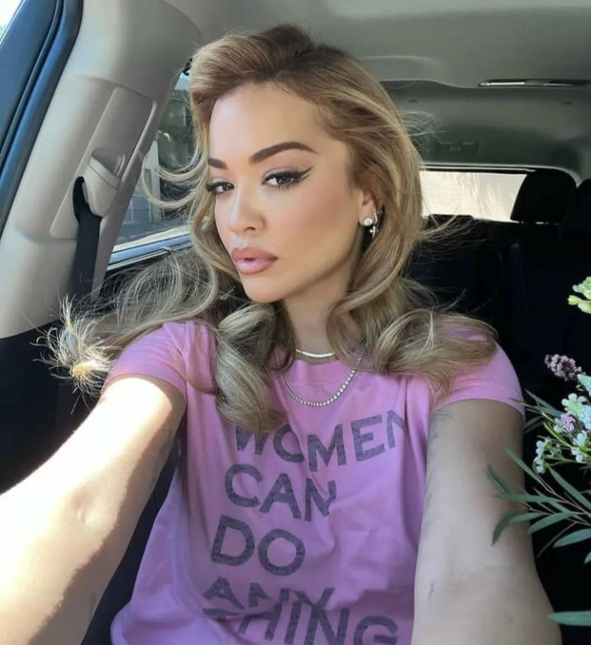 ألوان مكياج ريتا أورا