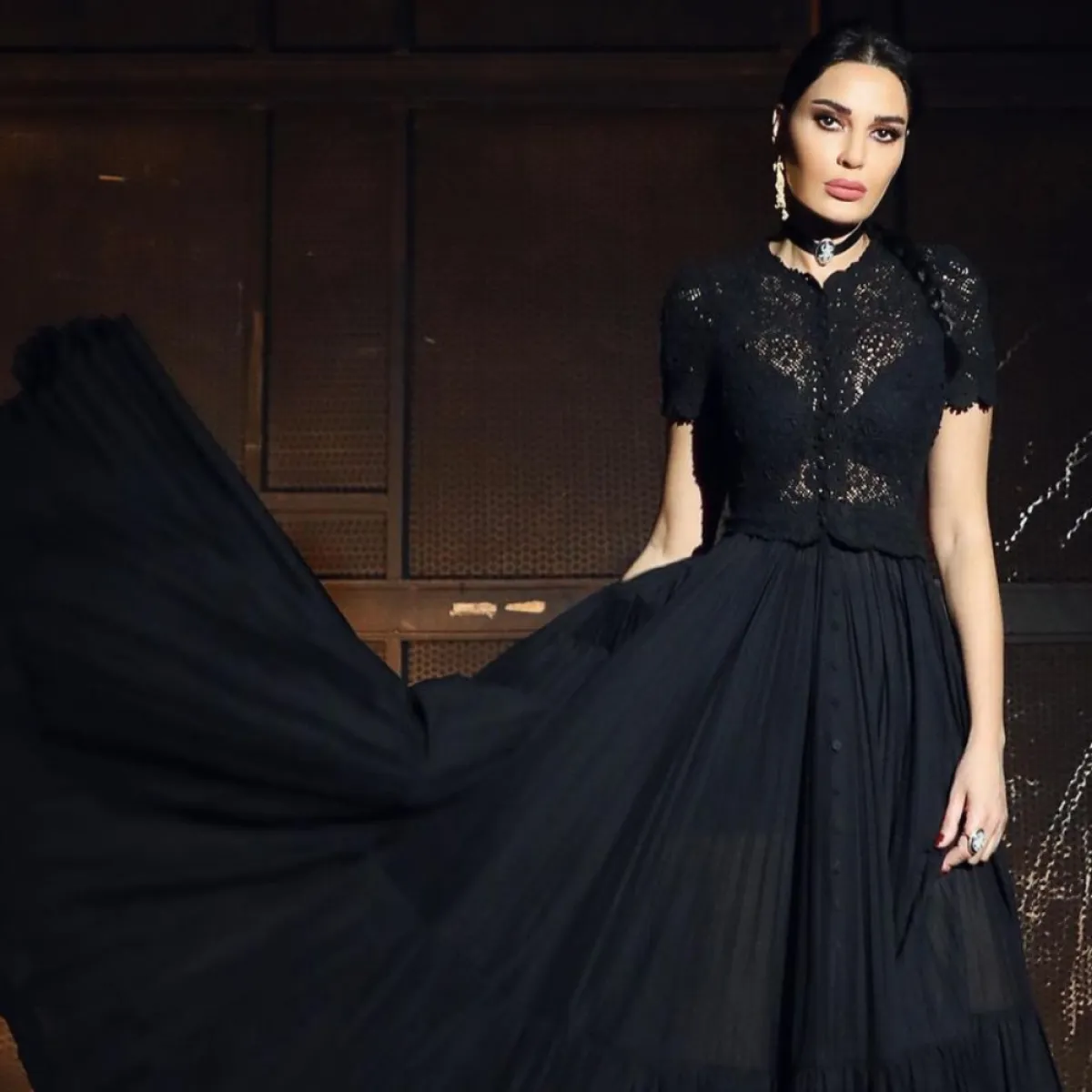 فساتين محتشمة من سيرين عبد النور