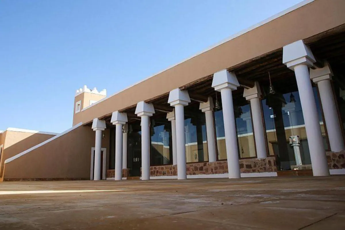 تظهر الصورة جانب من مسجد قفار مصدر الصورة وكالة الأنباء السعودية واس