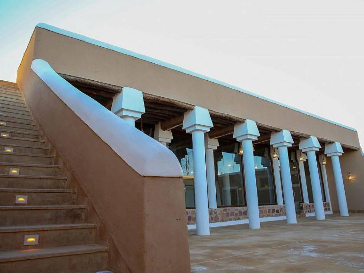 تظهر الصورة مسجد قفار مصدر الصورة وكالة الأنباء السعودية واس