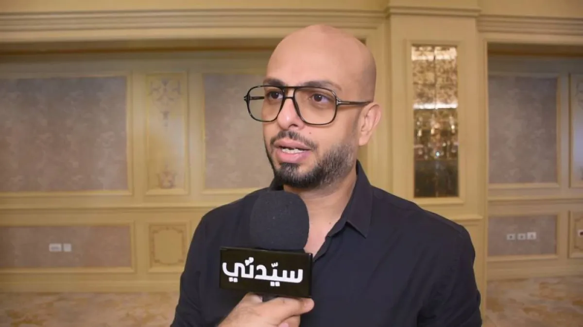 أحمد مراد خلال مقابلته مع سيدتي - تصوير محمد عربي - خاص سيدتي