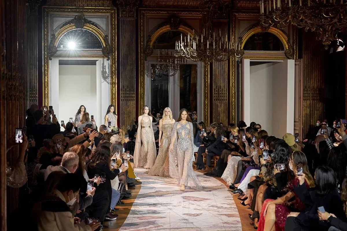 أسبوع باريس للأزياء الراقية