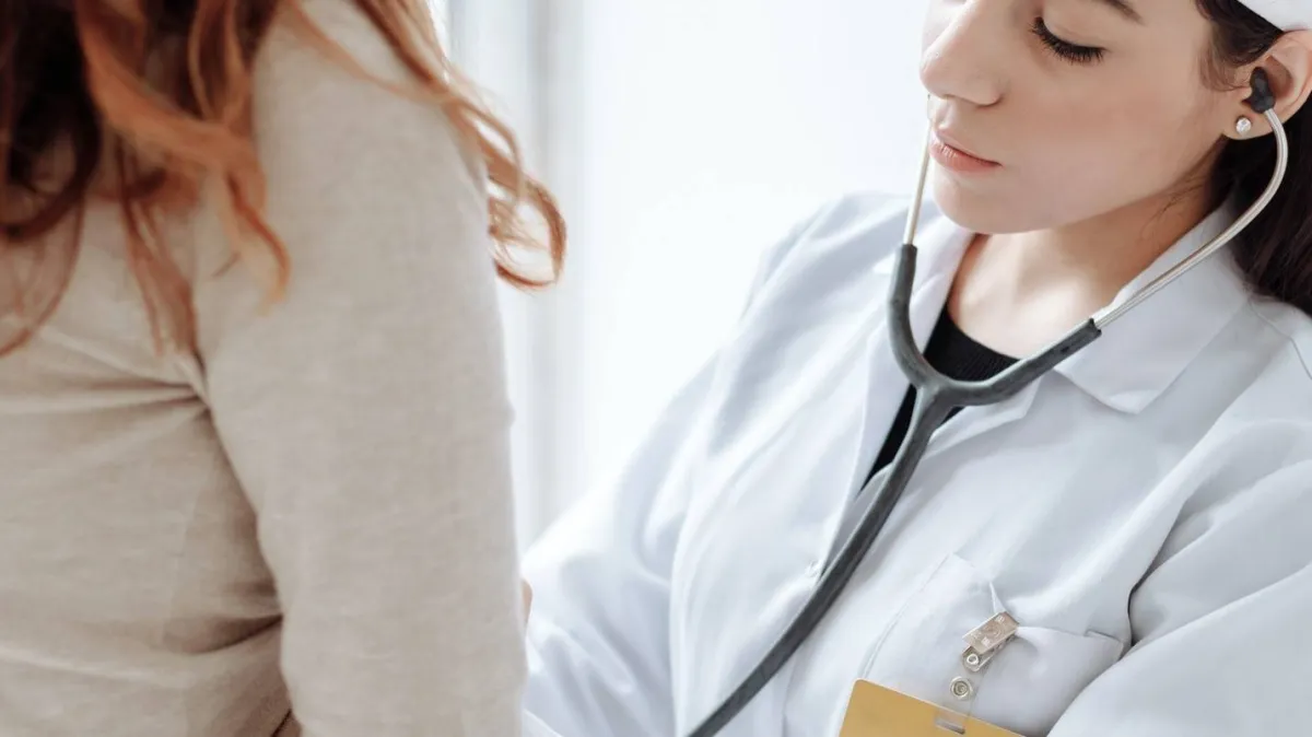 اسألي طبيبك عن الكمية التي تحتاجينها يومياً من كل فيتامين أو معدن