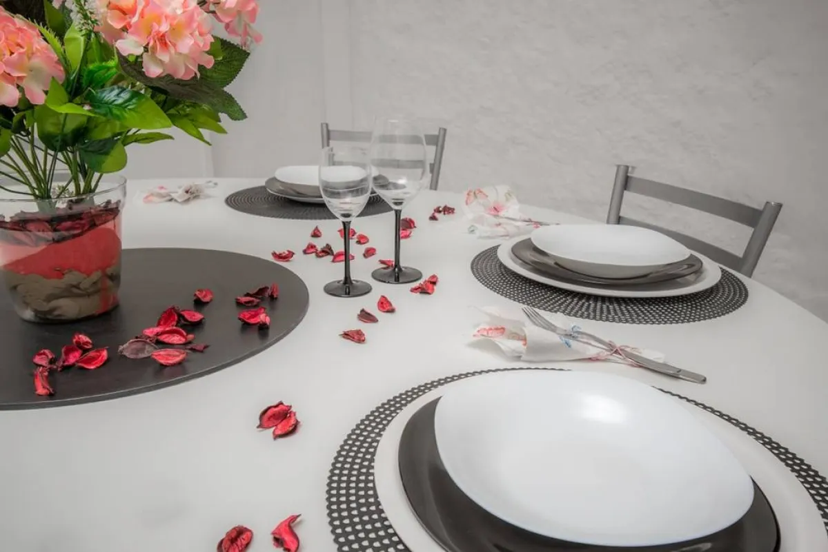 التزيين ببتلات الأزهار