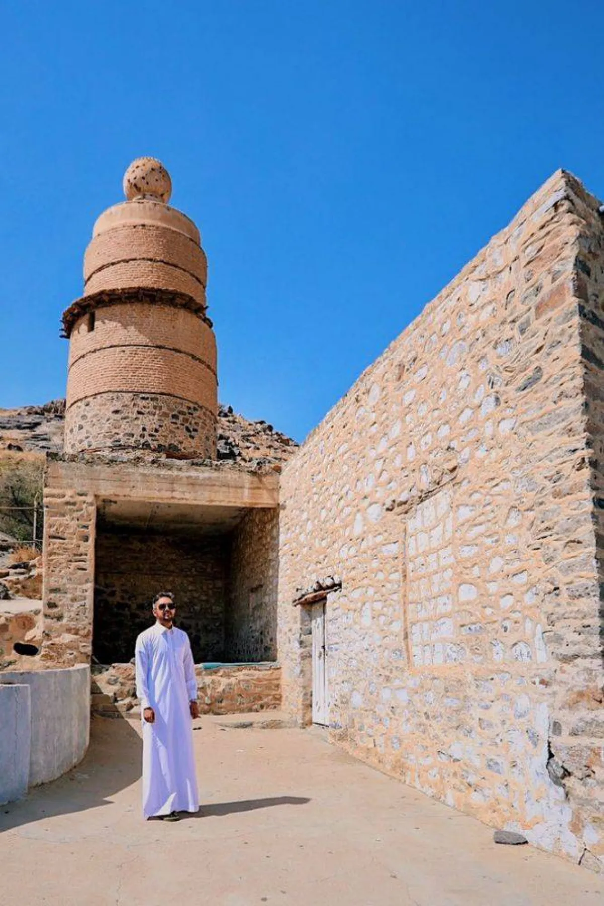 مئذنة مسجد المدهون تظهر الصورة مسجد مصدر الصورة يوسف السديس صاحب حساب Jo0sef@ على تويتر