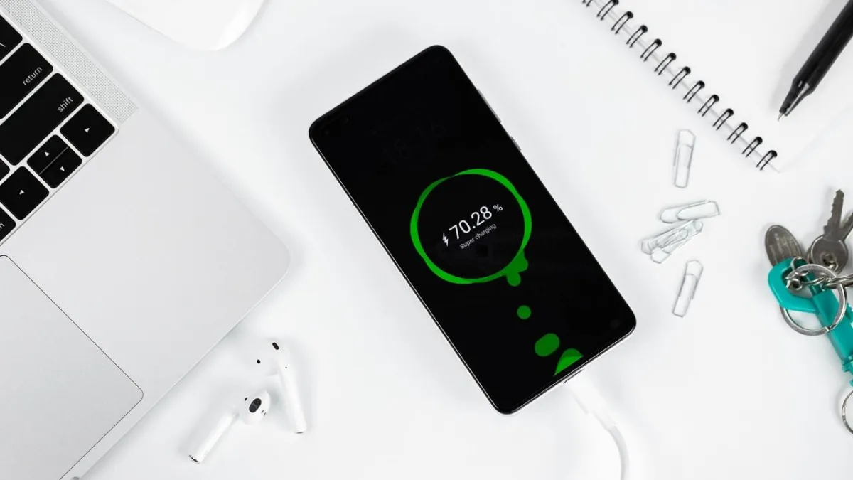  اكتشفهم فورا... أسباب تمنعك من استعمال شاحن سريع لهاتفك الذكي