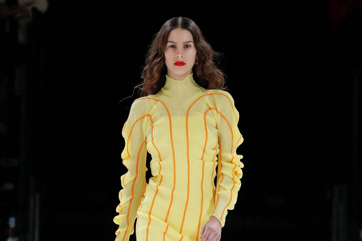 صيحة الأكمام المزمومة من بوتيغا فينيتا Bottega Veneta