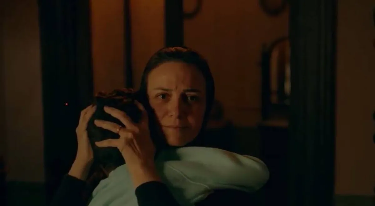 ريهام عبد الغفور في البرومو التشويقي لمسلسل "منعطف خطر " ..لقطة شاشة من  برومو المسلسل على صفحة منصة شاهد 