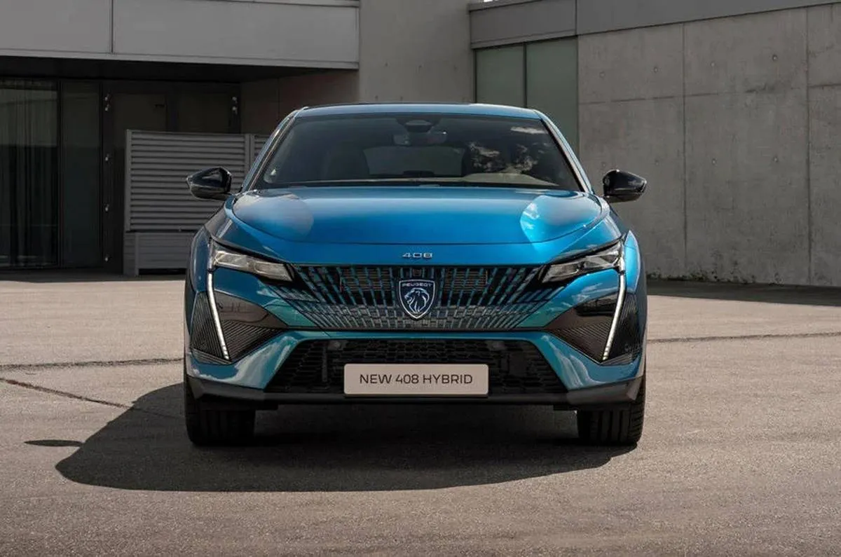 مواصفات سيارة بيجو 408 2022