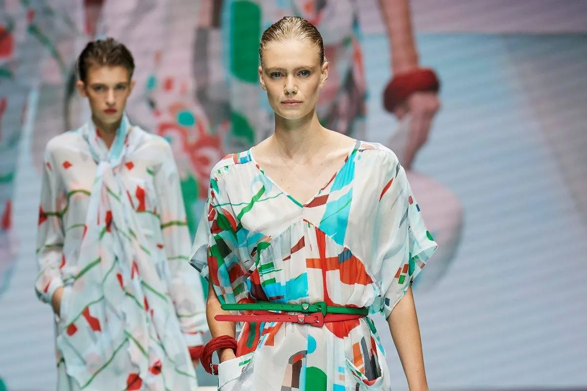 الحزام الرفيع من أمبوريو أرماني Emporio Armani