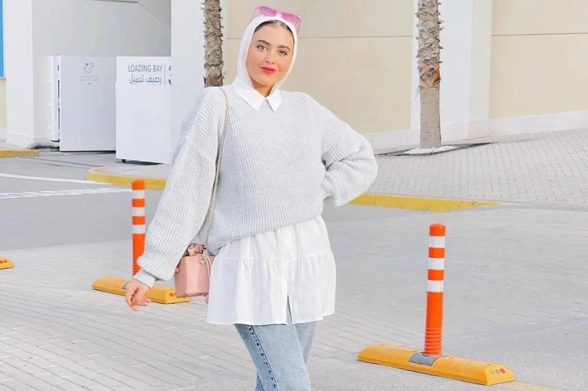 القميص الأبيض مع الجينز من مريم حسن