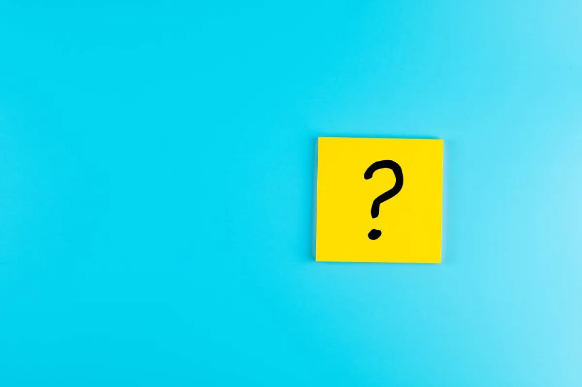 الأسئلة التي تبدأ بـ "لماذا؟" تضع المجيب في موقف دفاعي