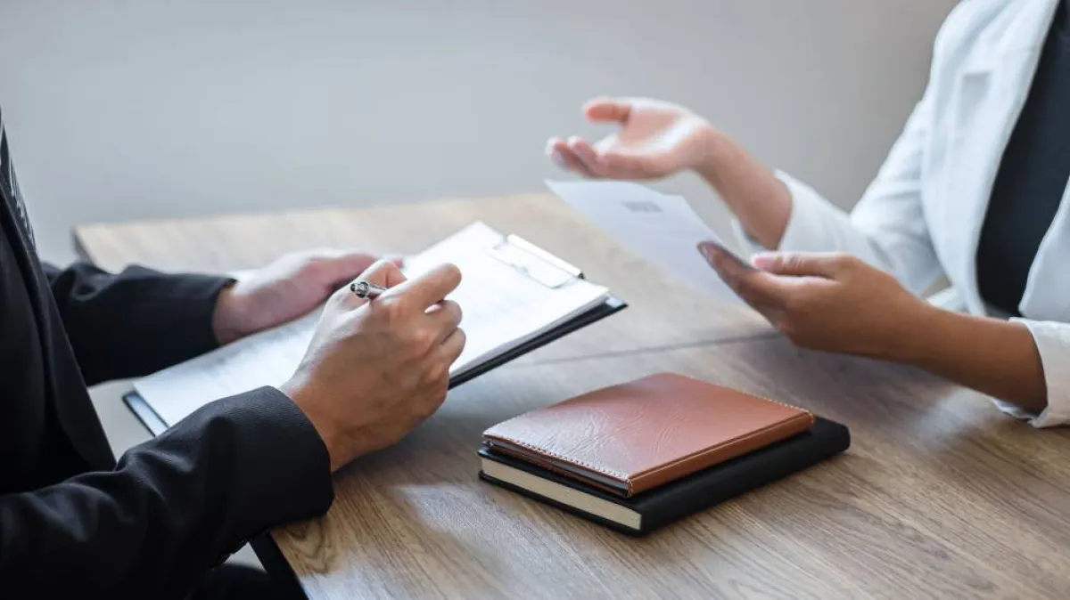 من الواجب البعد عن السلبيّة في مقابلة العمل