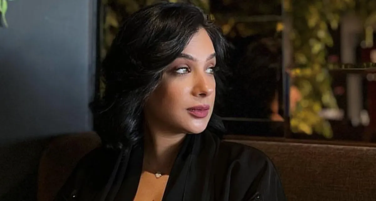 منى الزدجالي- الصورة من حسابها على الانستغرام