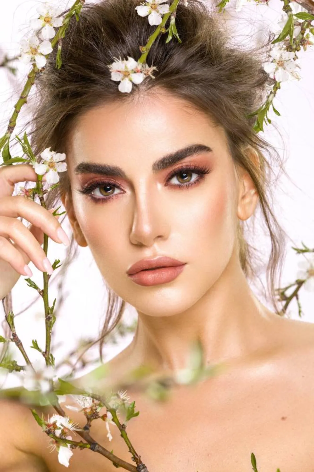 مكياج طبيعي بأنامل فادي قطايا