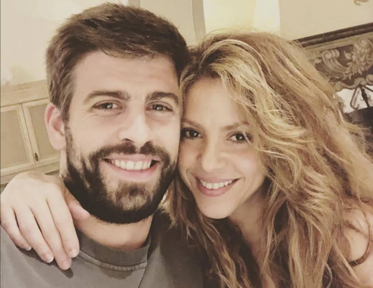 شاكيرا وبيكيه- الصورة من حساب بيكيه على إنستغرام