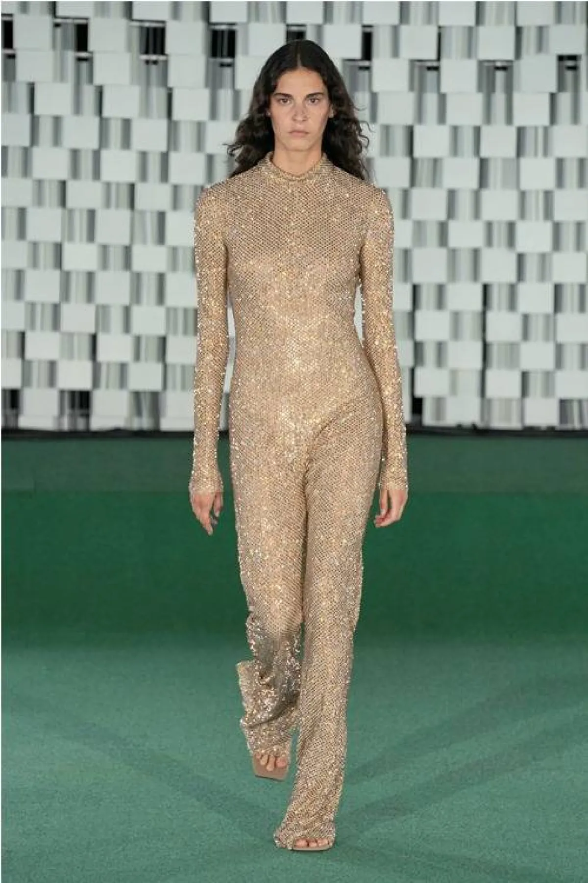 جمبسوت، من ستيلا مكارتني Stella Mccartney