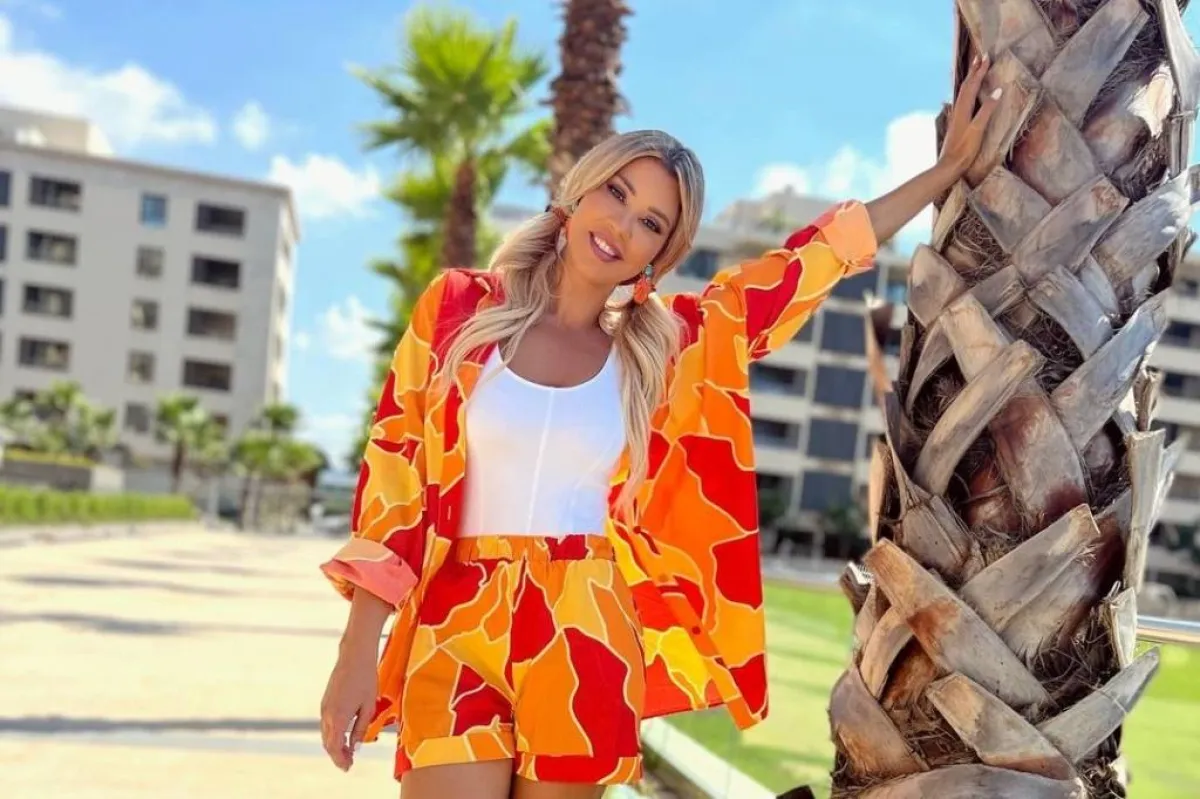 إطلالات كاجوال من كارلا حداد