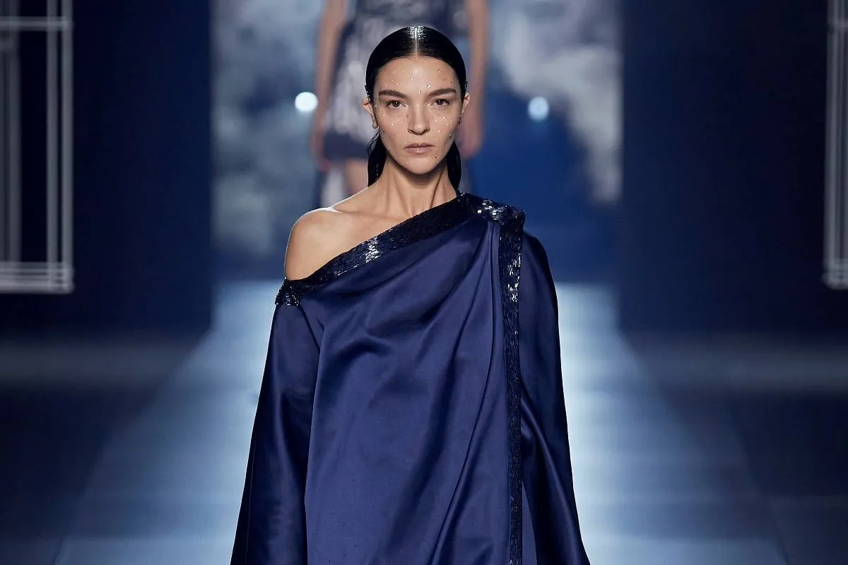 فستان لعيد الأضحى من فندي كوتور Fendi Couture