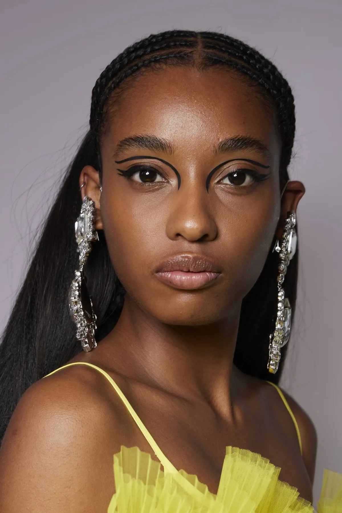  من عروض Giambattista Valli الصورة من Imaxtree