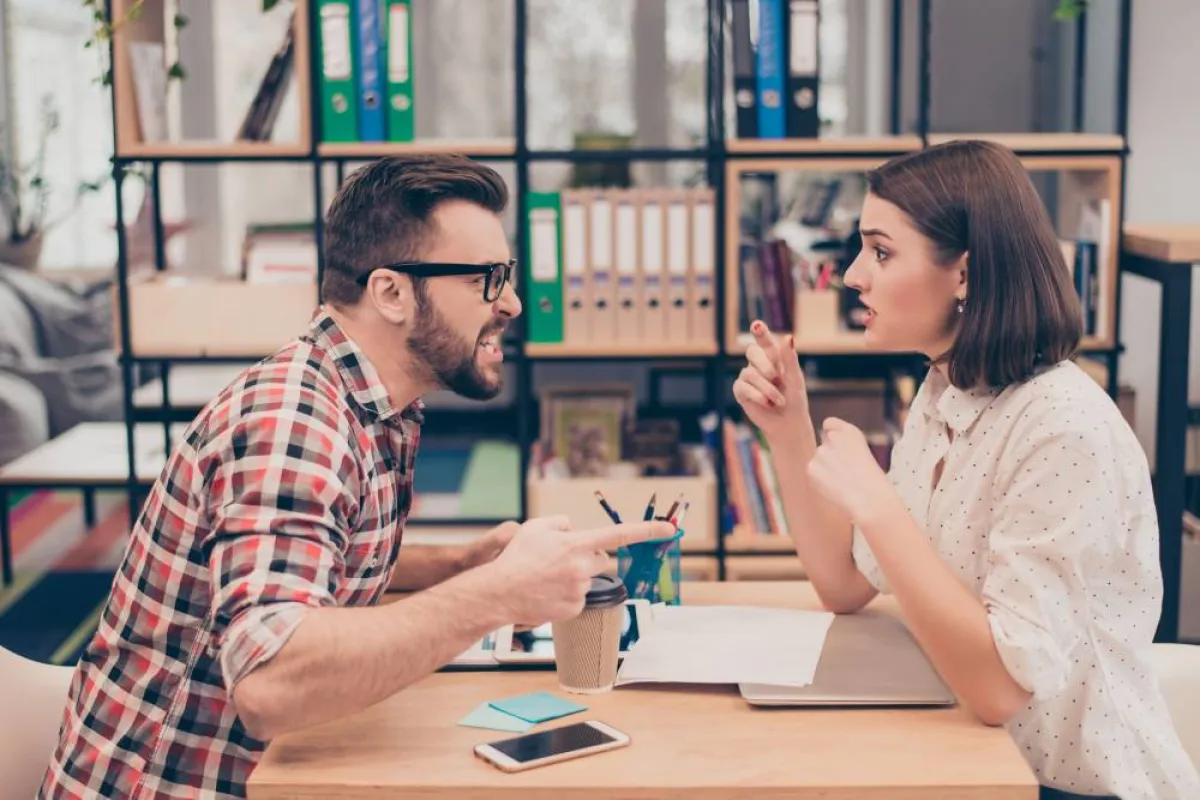 "إدارة" الغضب ضرورية في بيئة العمل