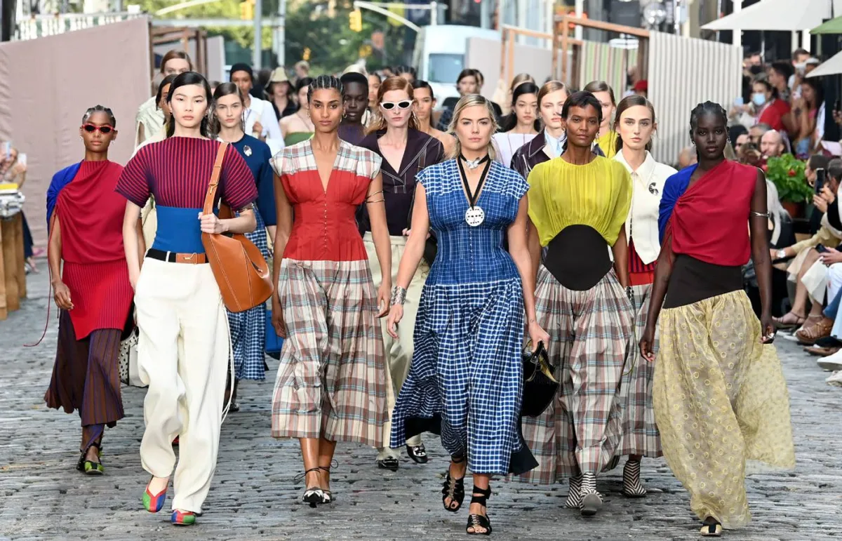  توري برتش Tory Burch