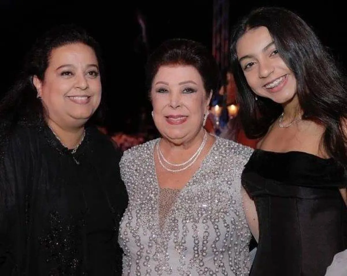 رجاء وأميرة وروضة - صورة من حساب رجاء الجداوي على إنستجرام