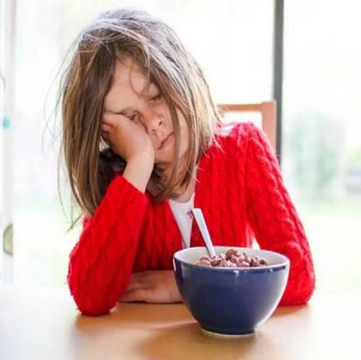 صورة لطفلة كسلانة