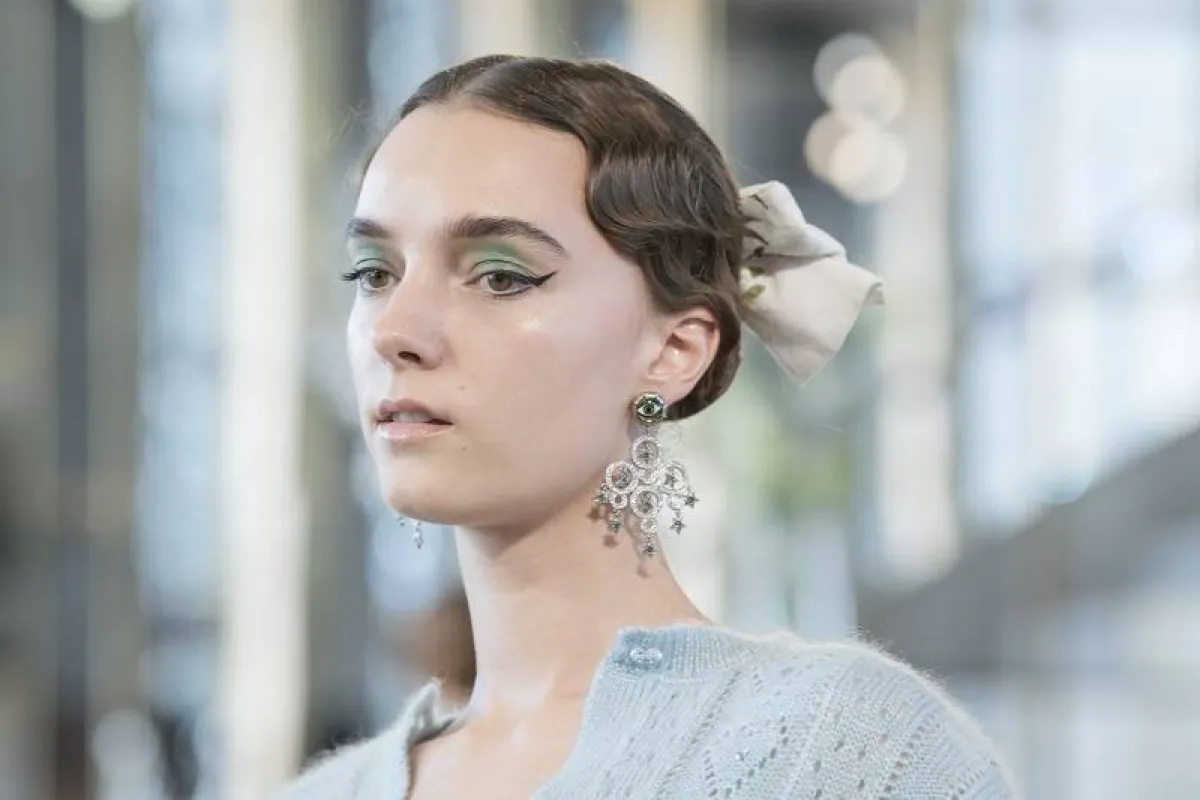 تسريحة شعر ريترو