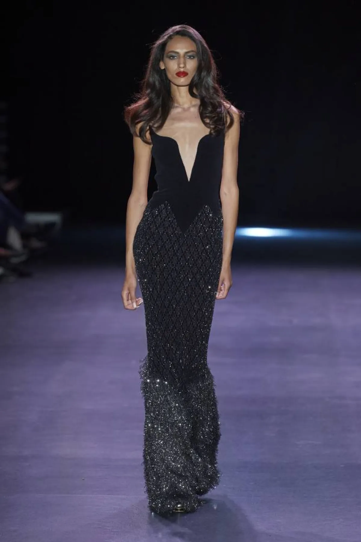 الفستان الأسود في عروض الأزياء الراقية