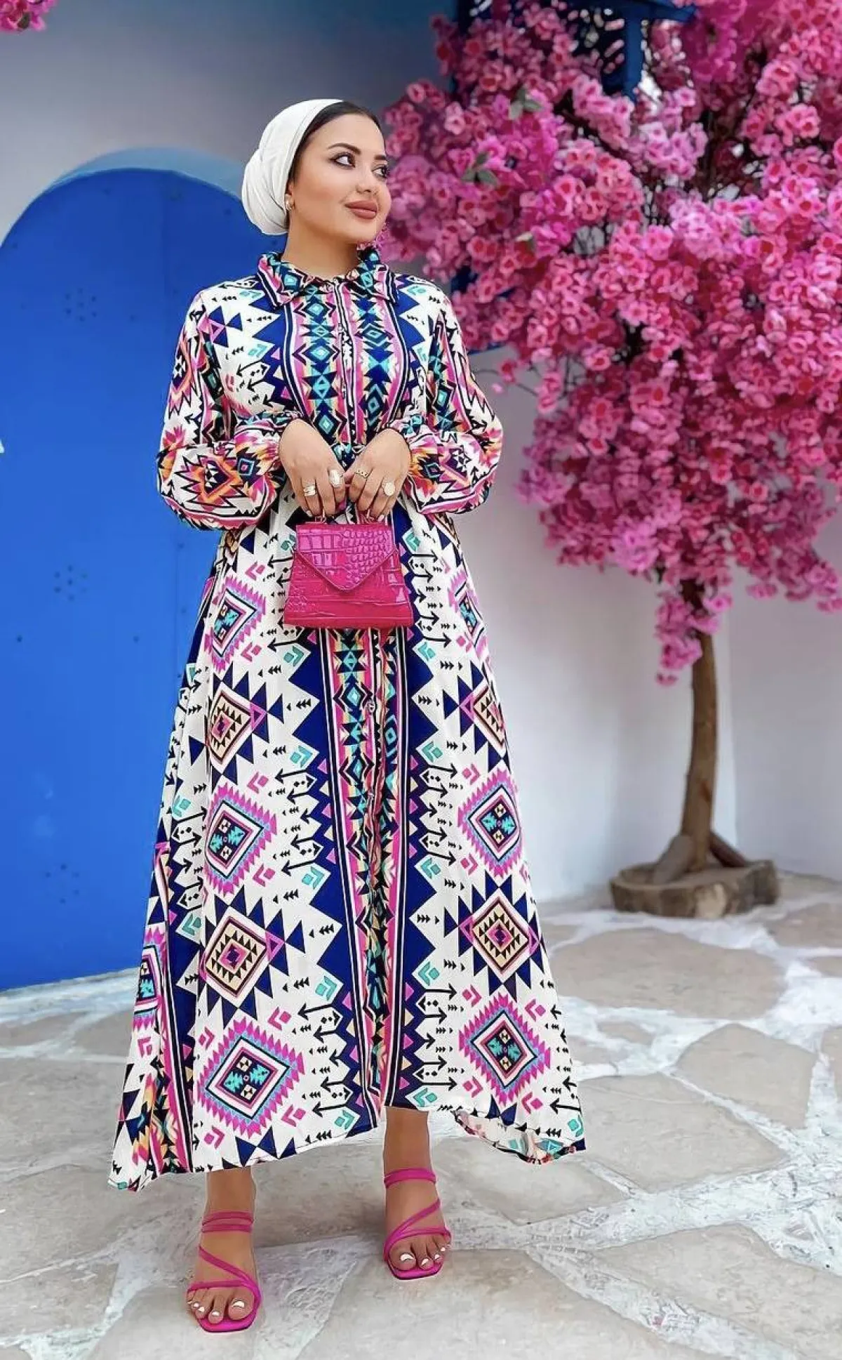 هاجر جمال بفستان مطبع