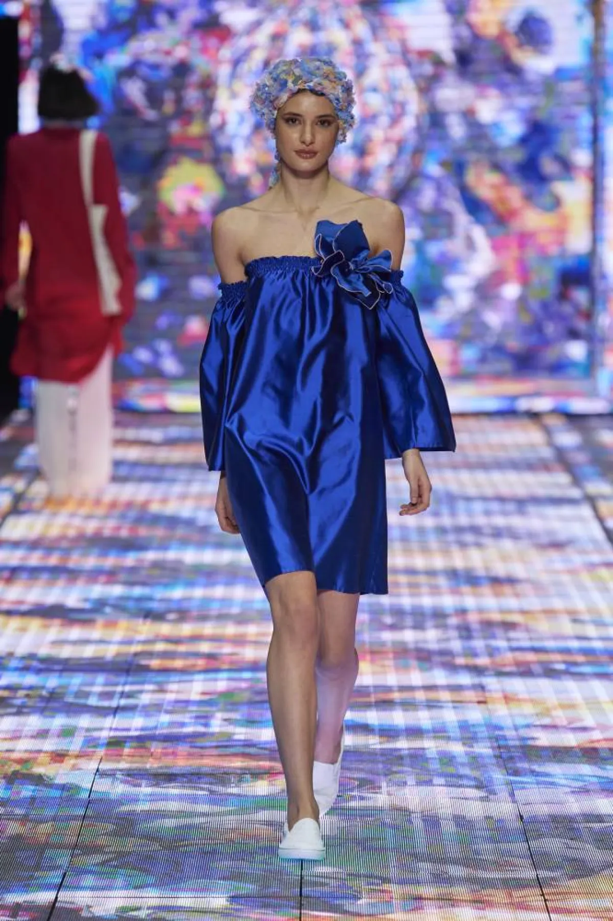 فساتين سهرة قصيرة من عروض الأزياء الراقية