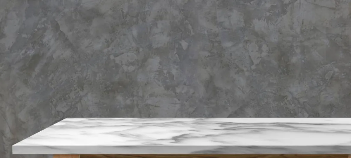 الرخام مادة مسامية للغاية أي هي تتشرّب السوائل جرّاء الانسكابات