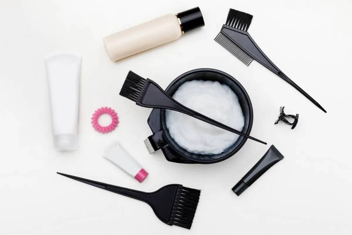 صبغة الشعر قد تبقع الملابس