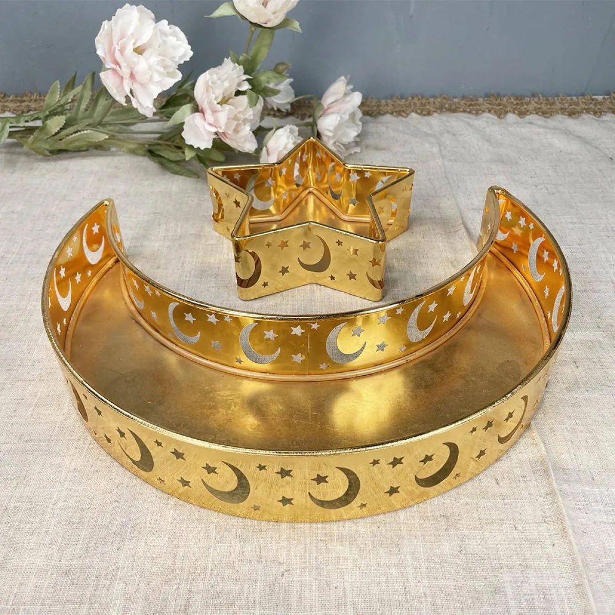 من المستحسن اختيار أوان مميزة لضيافة العيد