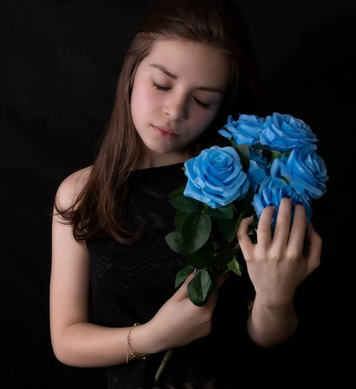 صورة لفتاة مرهفة الإحساس