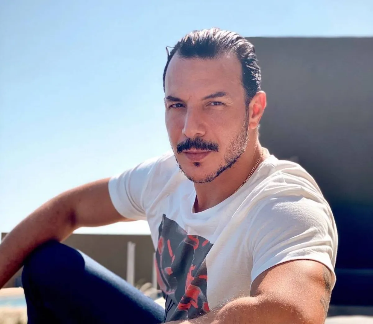 باسل خياط -  صورة من صفحته الرسمية على انستغرام