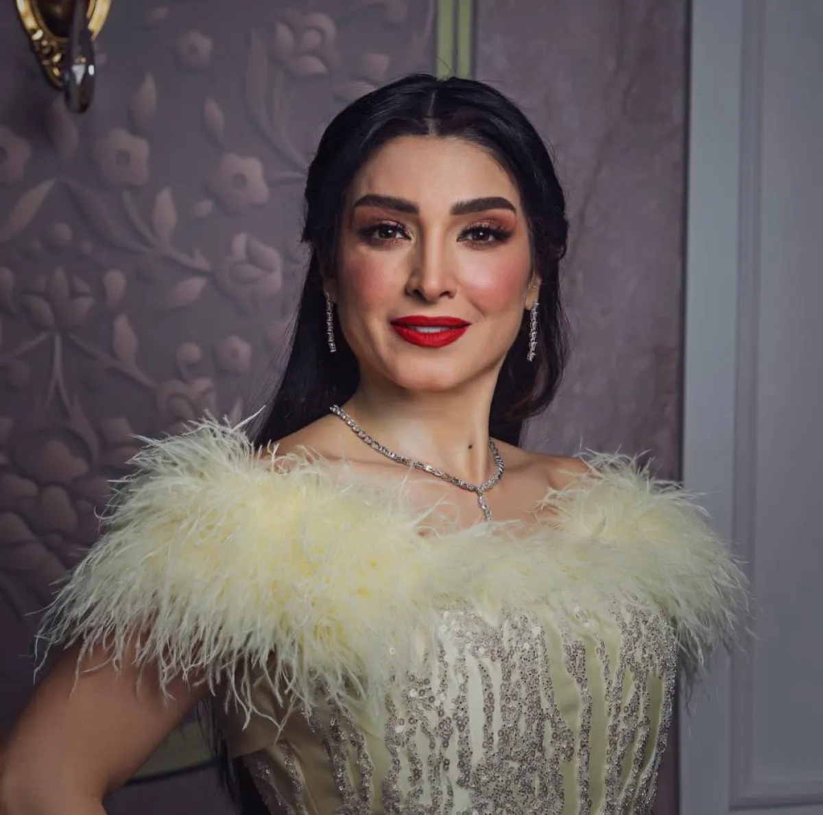 ألوان مكياج روجينا