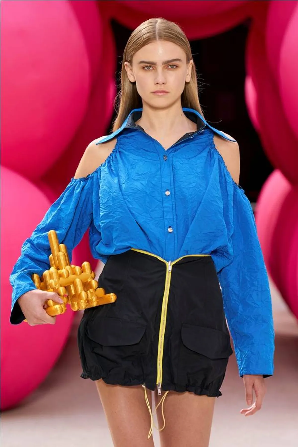 تنسيق الأزرق من فيكتوريا توماس «Victoria Tomas»