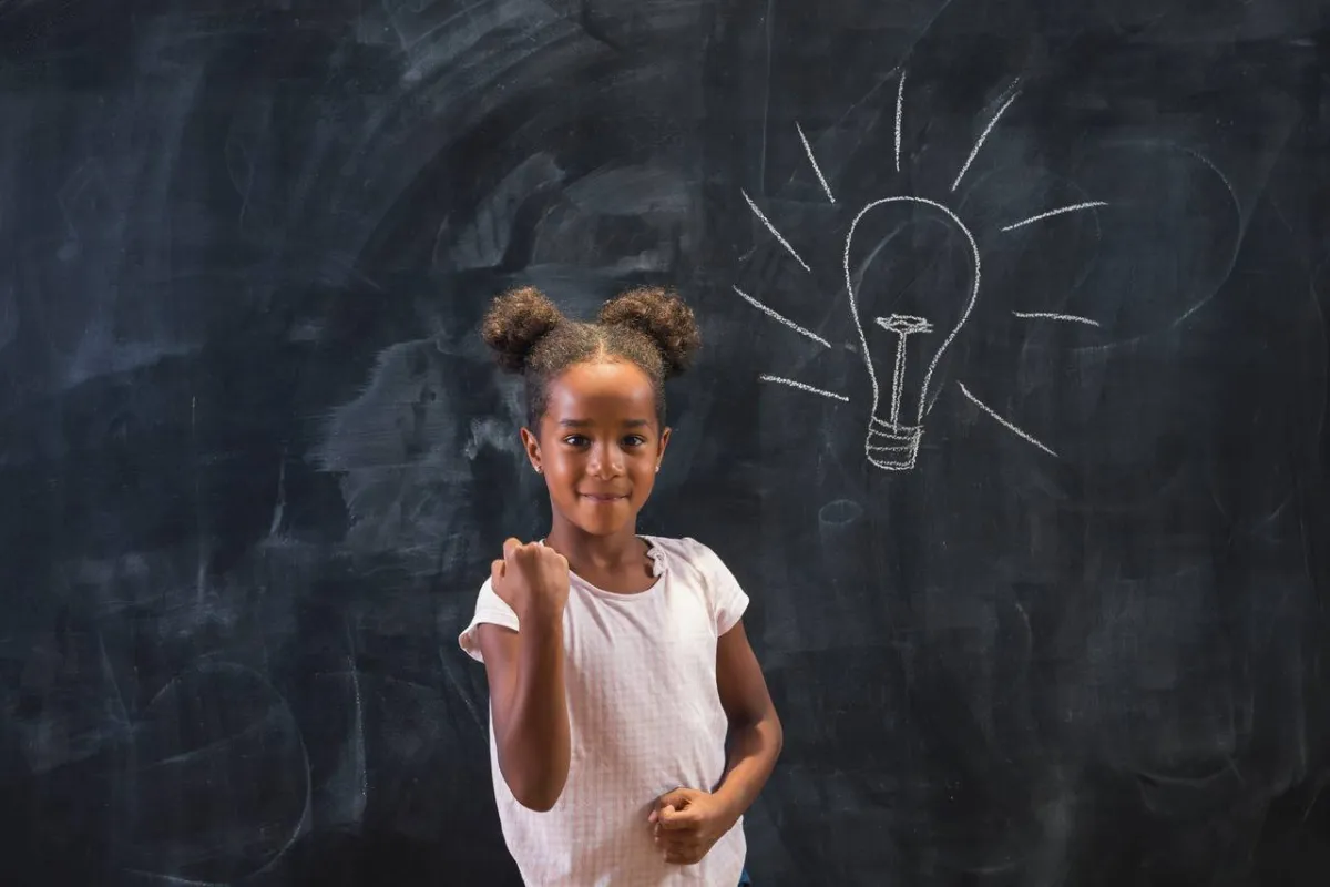 صورة طفلة بعد حل المشكلة