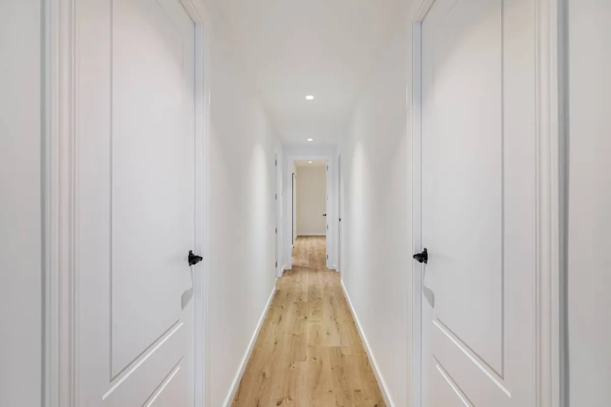  الأبيض هو خيار مثالي للون طلاء الجدران