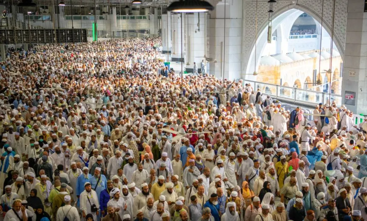 الحجاج في الحرم المكي