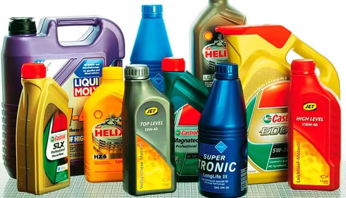 أنواع زيوت محركات السيارات