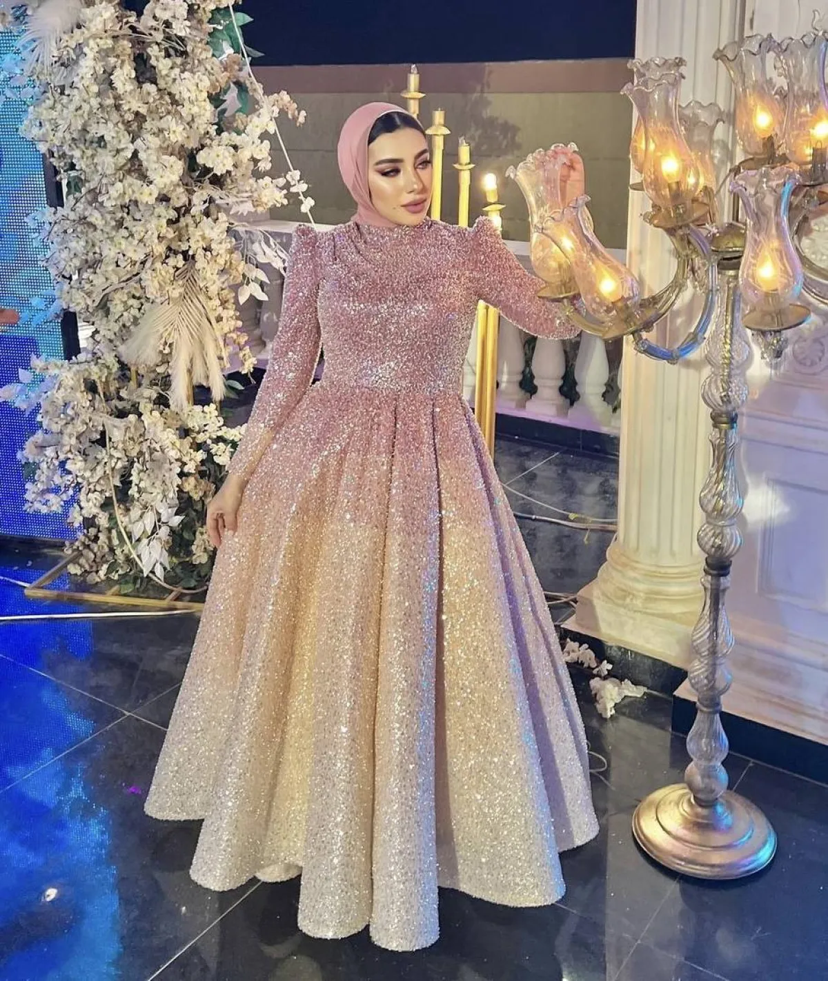 فساتين الترتر