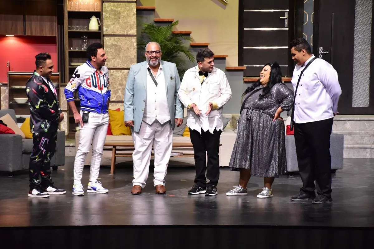 بيومي فؤاد ومصطفى خاطر وشيماء سيف ومحمد سلام وأوس أوس خلال عرض المسرحية - الصورة من المسؤول الإعلامي بالعرض المسرحي