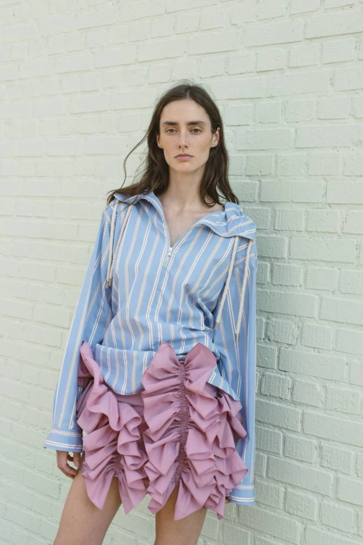 تنسيق اللون الأزرق مع الوردي