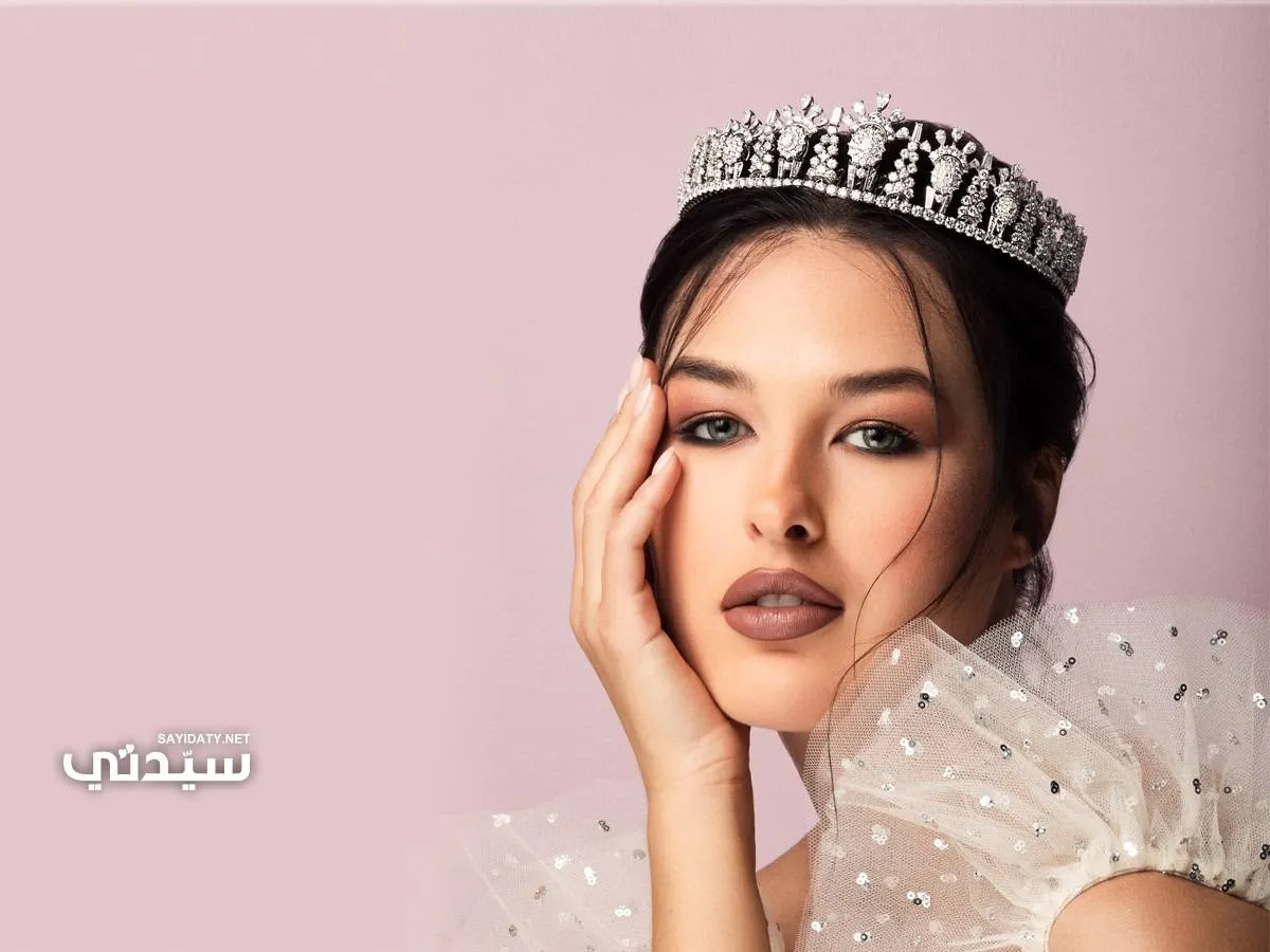 تاج كلاسيكي وعصابة رأس مرصعة بالماس.. أيهما ستختارين لزفافك؟