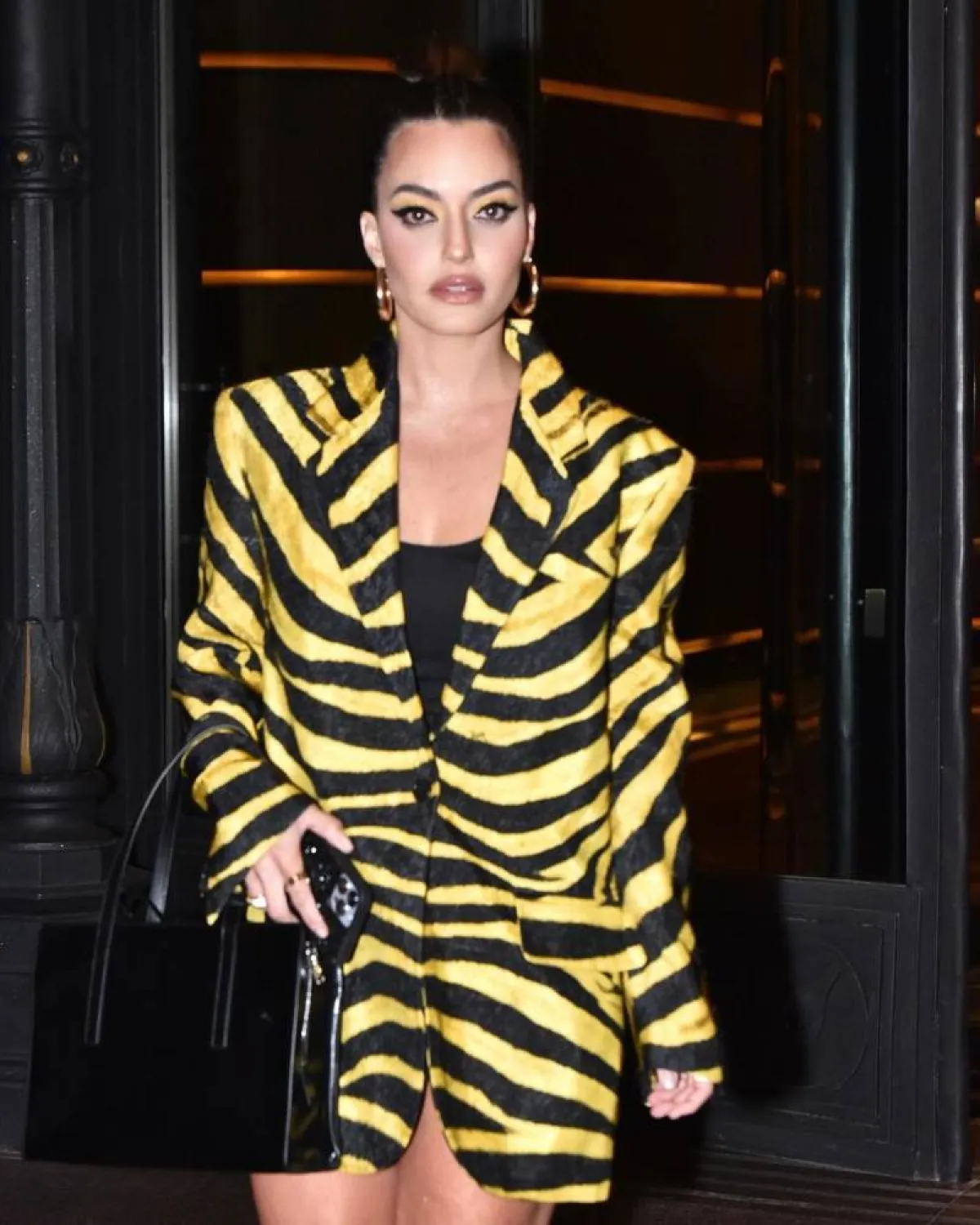 كارن وازن بجاكيت ملون 