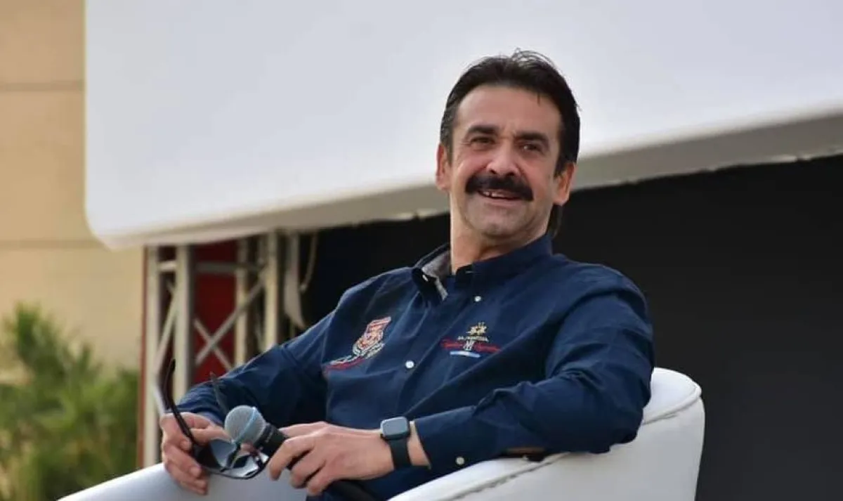 كريم عبد العزيز-  صورة من صفحته الرسمية على فيسبوك