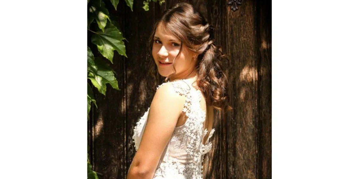 معدل الذكاء عند اوديسيه مرتفع جدا الصورة من حسابها على الفيسبوك